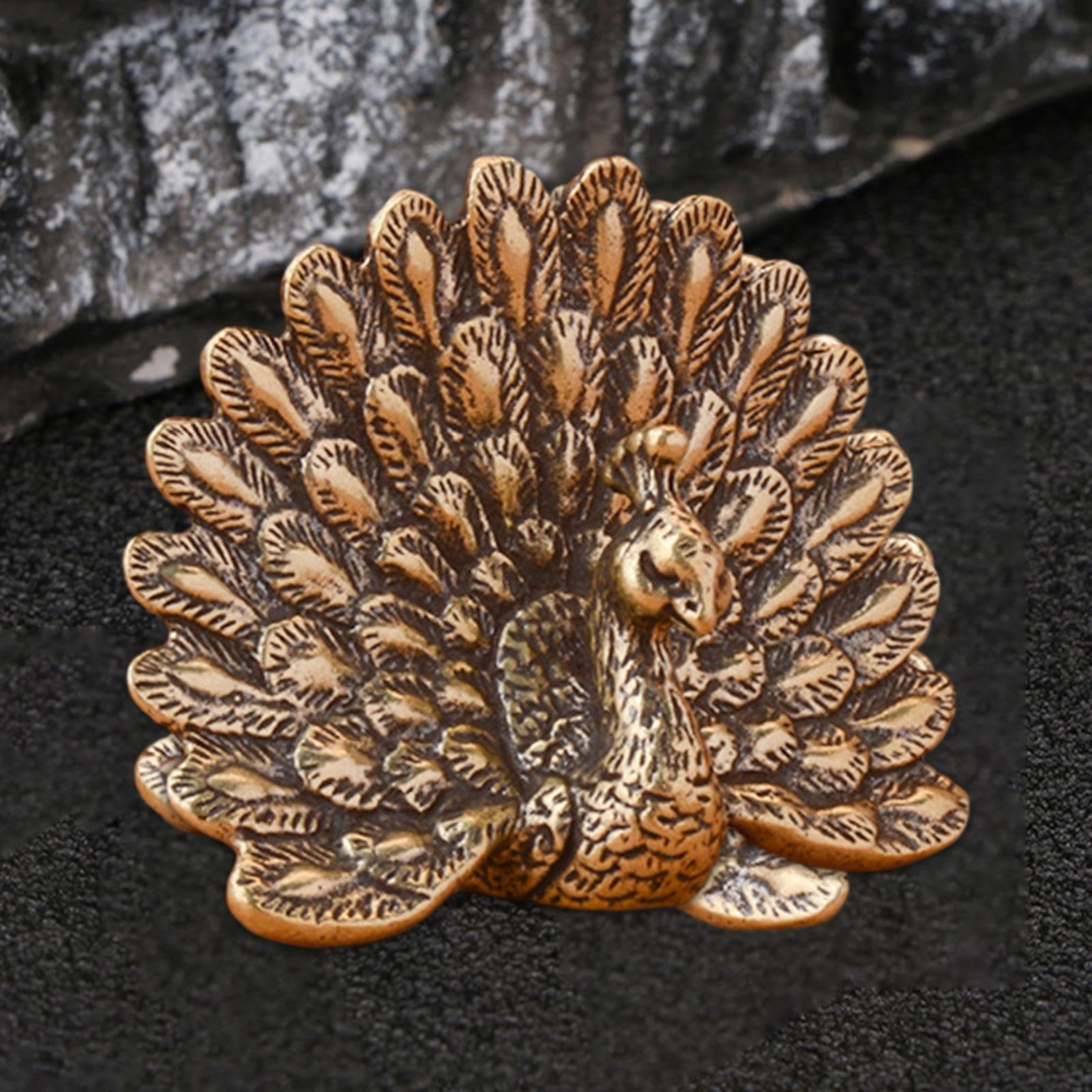 Amazon.co.jp: MERIGLARE 孔雀の像飾り真鍮工芸品座っている置物満開の